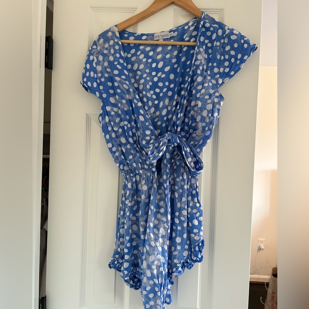 South Moon Under blue/white polka dot romper. Size XS/S. worn once.